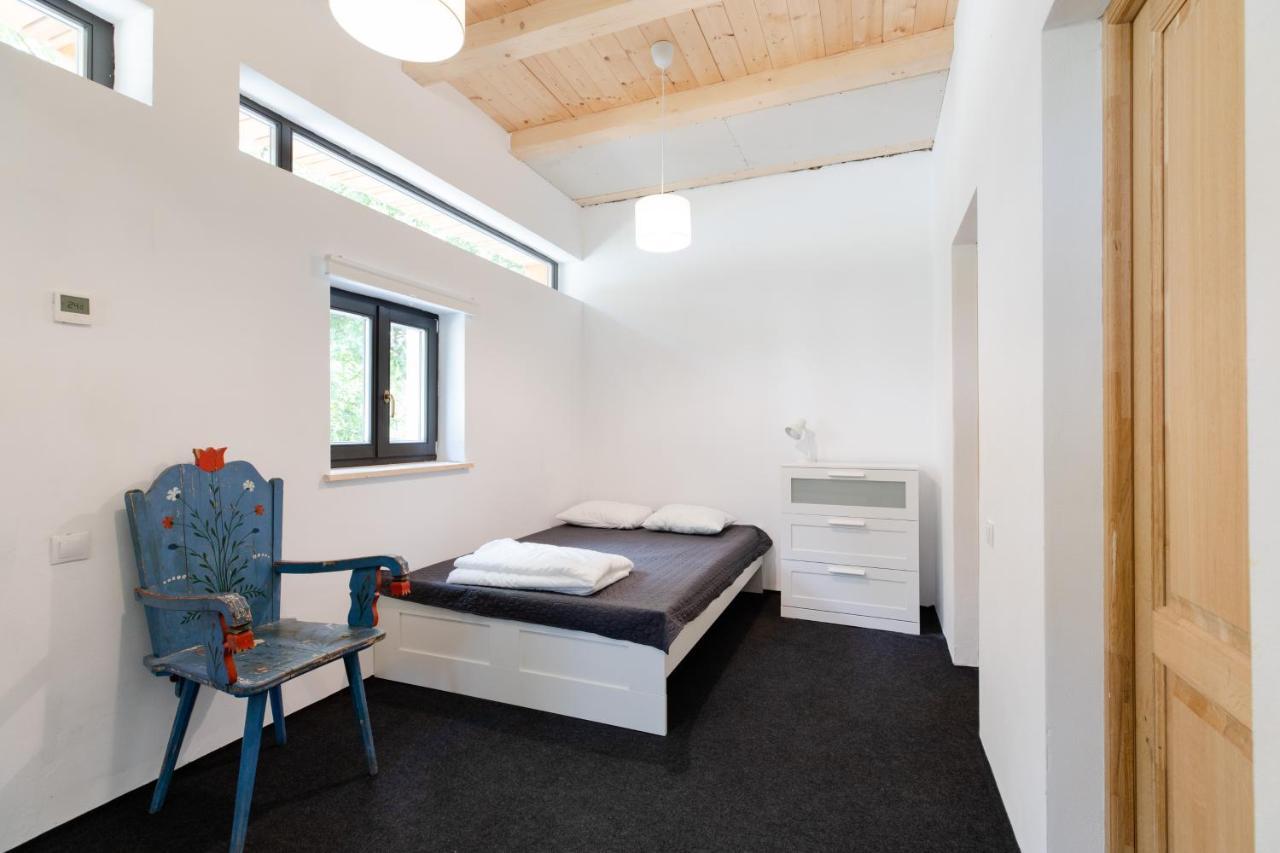 Aster Panzio Bed & Breakfast Cimpu Cetatii Ngoại thất bức ảnh